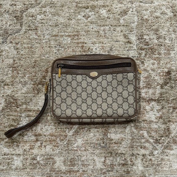 Gucci Clutch With Authenticity Card - Picture 1 of 7